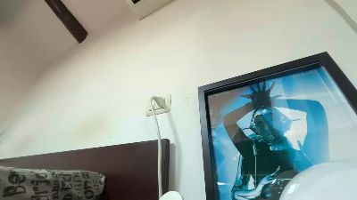 Olivvmartin webcam model stream image