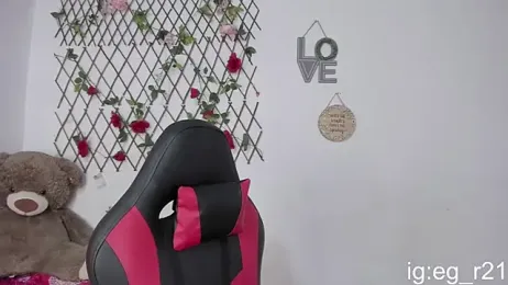 emma_grays2 webcam model stream image