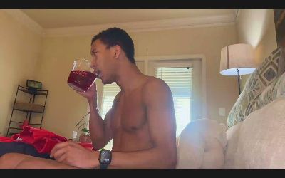 Breedme4free webcam model stream image