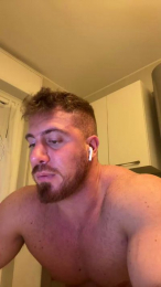 Bigwhitebull webcam model stream image