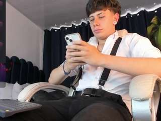 sexyboy118 webcam model stream image