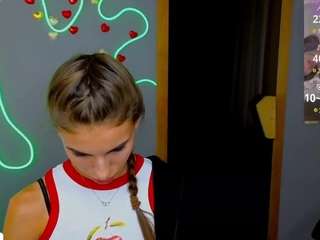 emmigreen webcam model stream image