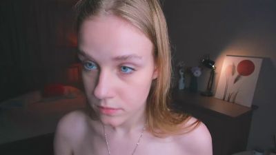LynetteBalle webcam cam4 model stream image