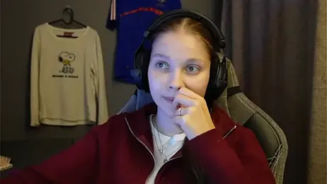 Softixq webcam model stream image