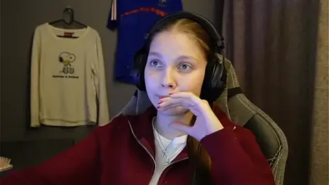 Softixq webcam model stream image