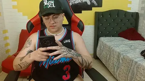 isabeautyx19 webcam stripchat model stream image