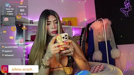caroline_cossei webcam model stream image
