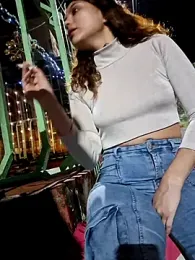 Alis_1327 webcam model stream image