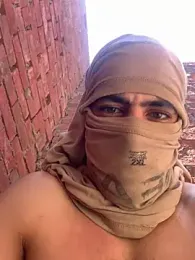 Mohaned100 webcam model stream image