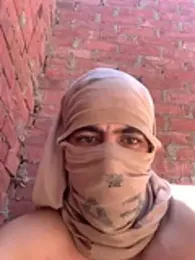 Mohaned100 webcam stripchat model stream image