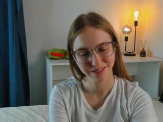 odeliaesser webcam model stream image