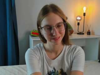 odeliaesser webcam model stream image