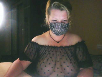 MsYummy webcam model stream image