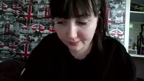 Lynylou webcam model stream image