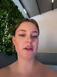 MaribelRiver webcam model stream image