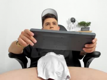 mikecooper_ webcam model stream image