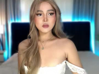 fallfromabove webcam model stream image