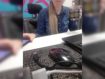 Xo4y-Tpax webcam model stream image