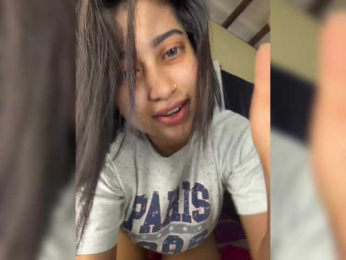 EleenaTylor webcam model stream image