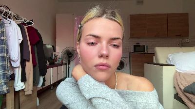 AndrewOlliver webcam model stream image
