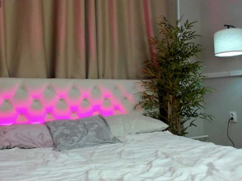 Vivi-ene webcam model stream image