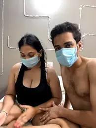 divya_arora22 webcam model stream image