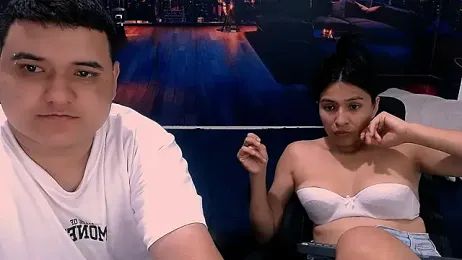 Charly_and_laura webcam model stream image