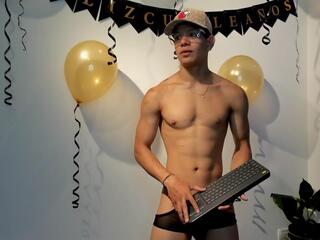 Tony Petrov webcam model stream image