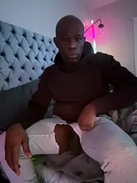 Bignc webcam model stream image