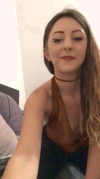 Emmaqueen75 webcam model stream image