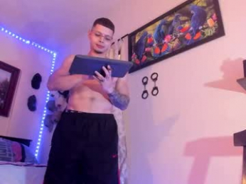 matt_your_master_ webcam model stream image