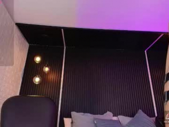 holly_kat webcam model stream image