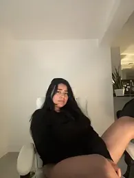 PetitLumiere webcam model stream image