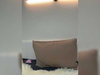 CrystalFairy webcam model stream image