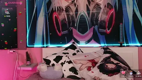MilkMeSoftly webcam model stream image