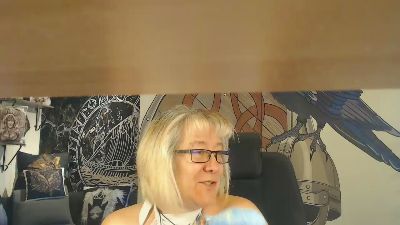 Titten_Luder webcam cam4 model stream image