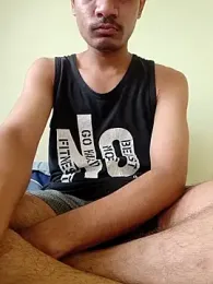 yashzae webcam model stream image