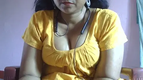 Pooja-suman webcam stripchat model stream image