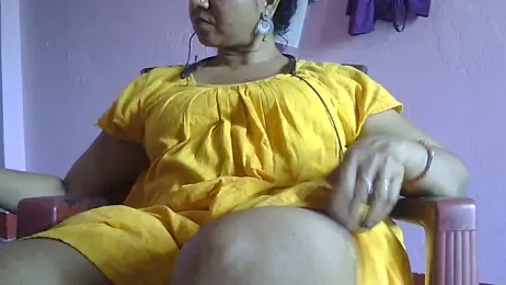 Pooja-suman webcam stripchat model stream image