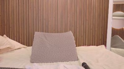 IsabellaCooper9 webcam model stream image