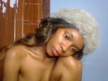 Spiced-sweetness webcam model stream image