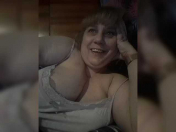 Julian-A webcam model stream image