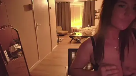 Nina24 webcam model stream image