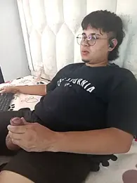 Alejandro_b0y webcam model stream image