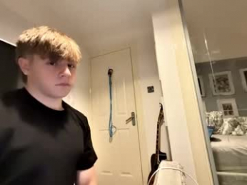 thickny0ung webcam model stream image