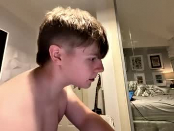 thickny0ung webcam model stream image