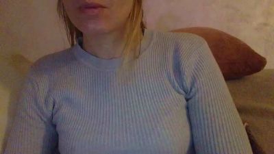 LOOKMEFRAGOLA webcam model stream image