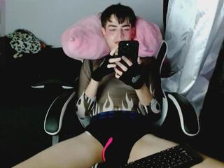 Shun Moore webcam model stream image