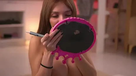 ButterflyLeah webcam model stream image