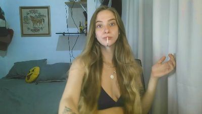 Oxeniki webcam model stream image